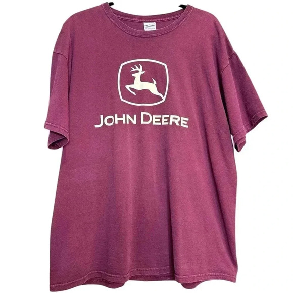 John Deere Burgundy And Cream Logo TShirt Size XL - Picture 1 of 3